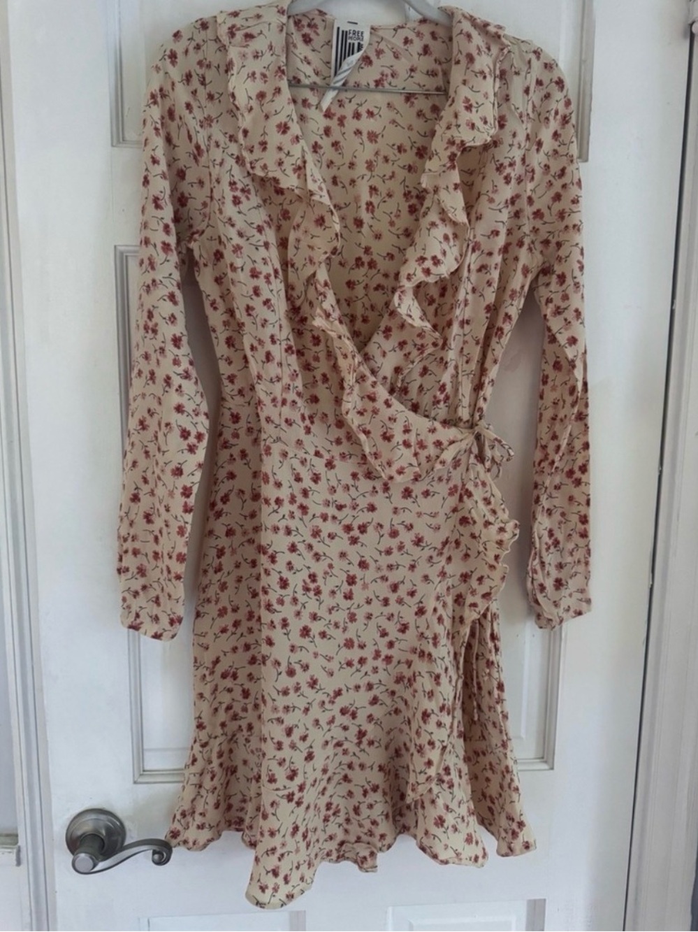 Free People Floral Wrap Mini Dress Cream Red Ruffle Long Sleeve Sz Small - Picture 2 of 3